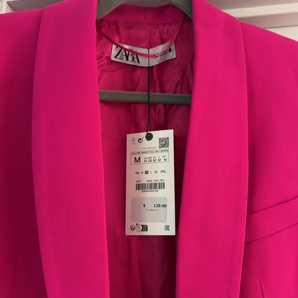 NWT in box — Zara Women's Fuchsia Suit - Picture 6 of 7
